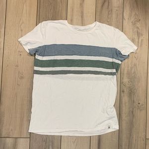 Men’s American Eagle tee